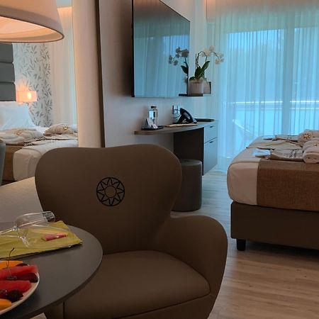 International Beach Hotel Lignano Sabbiadoro Dış mekan fotoğraf