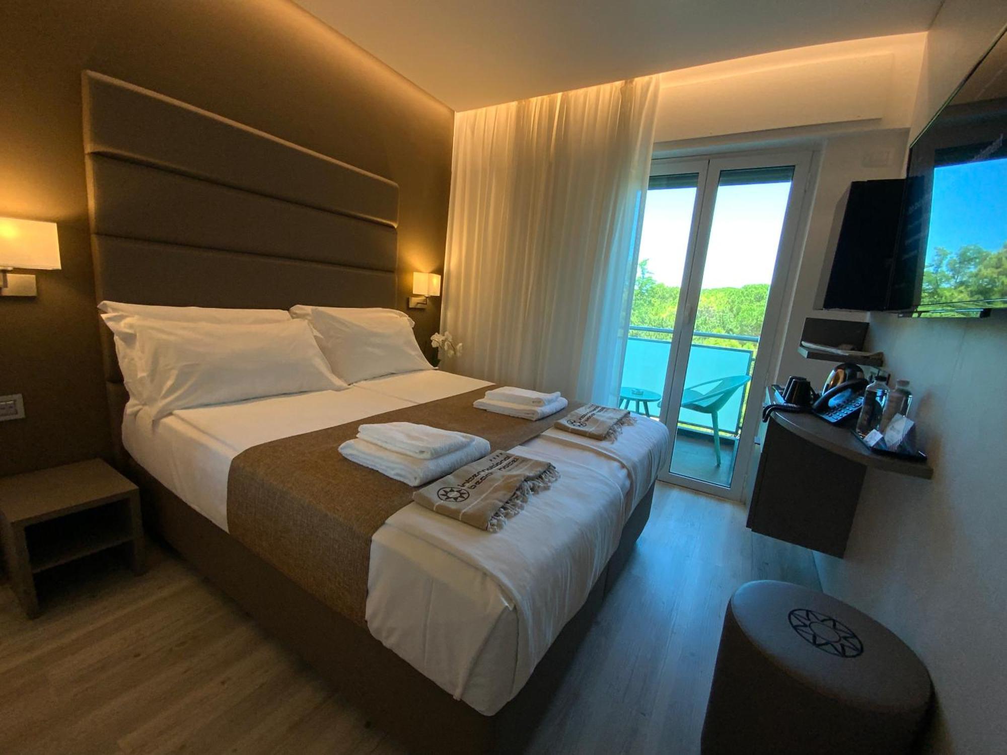 International Beach Hotel Lignano Sabbiadoro Dış mekan fotoğraf