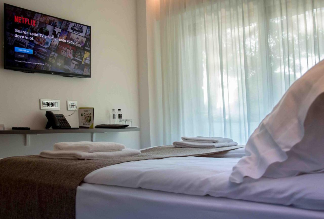 International Beach Hotel Lignano Sabbiadoro Dış mekan fotoğraf